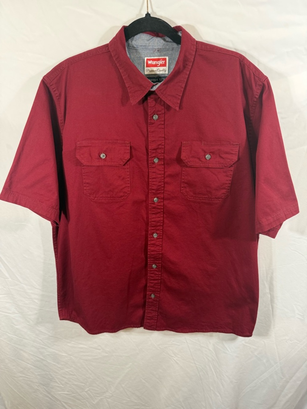 Wrangler Men's Short-Sleeve Button-Down Shirt - Maroon